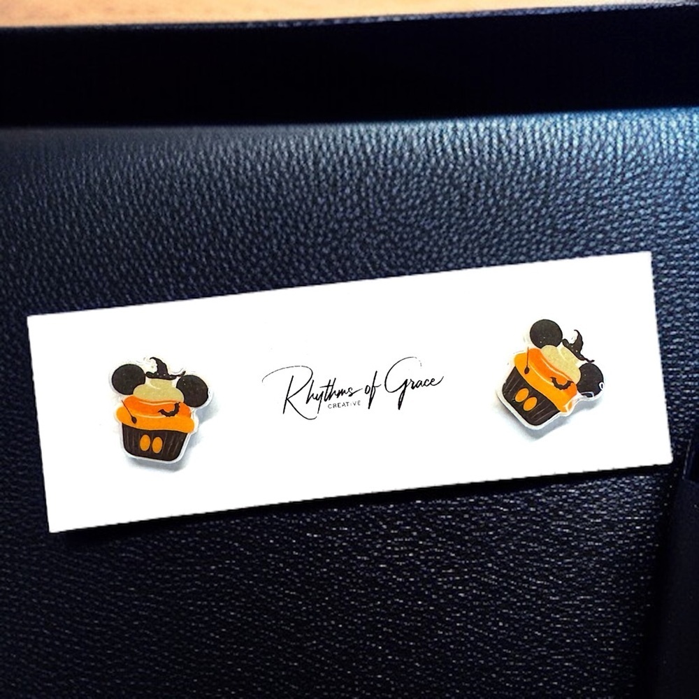 π Hauntingly Cute Halloween Stud Earrings β Spooktacular Styles Await! π» NWT - Picture 10 of 16